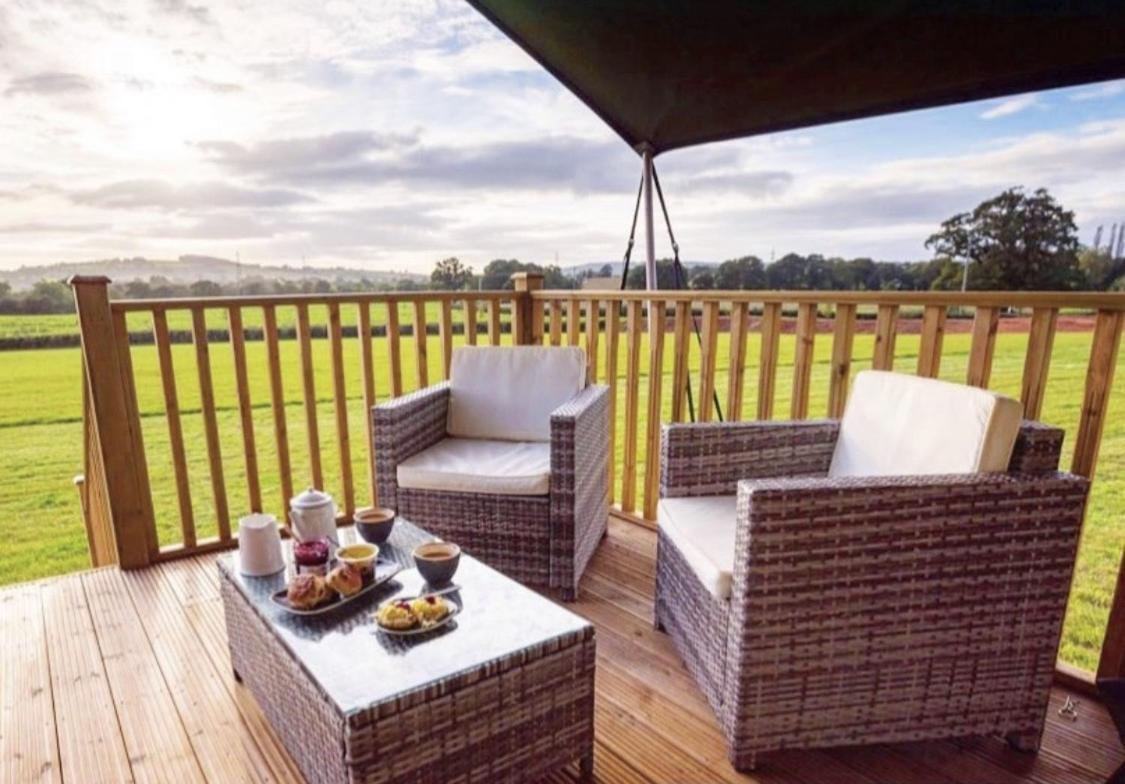 Hotel Midleydown Luxury Glamping Exeter Exterior foto